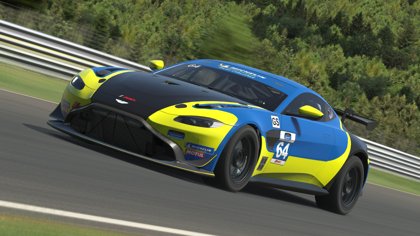 Aston Martin Vantage GT4 - 003