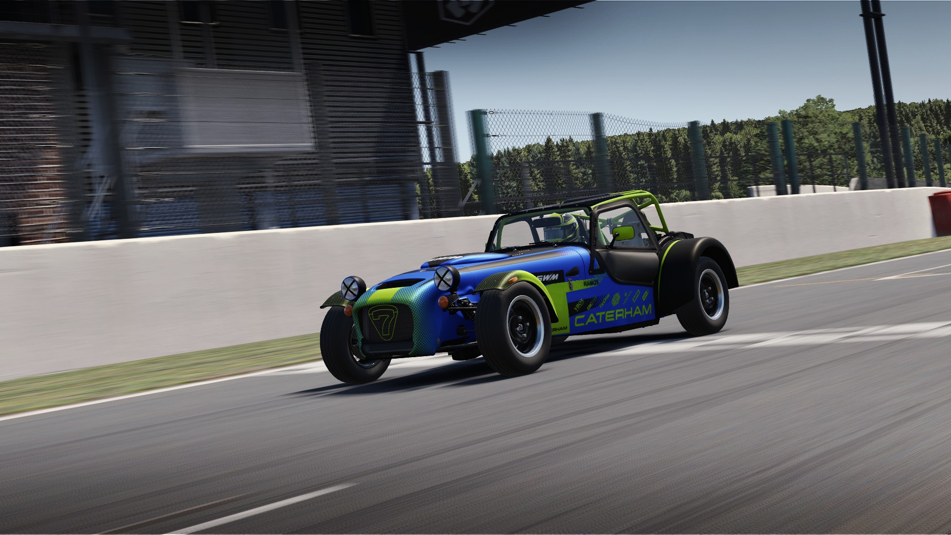 Caterham - 004