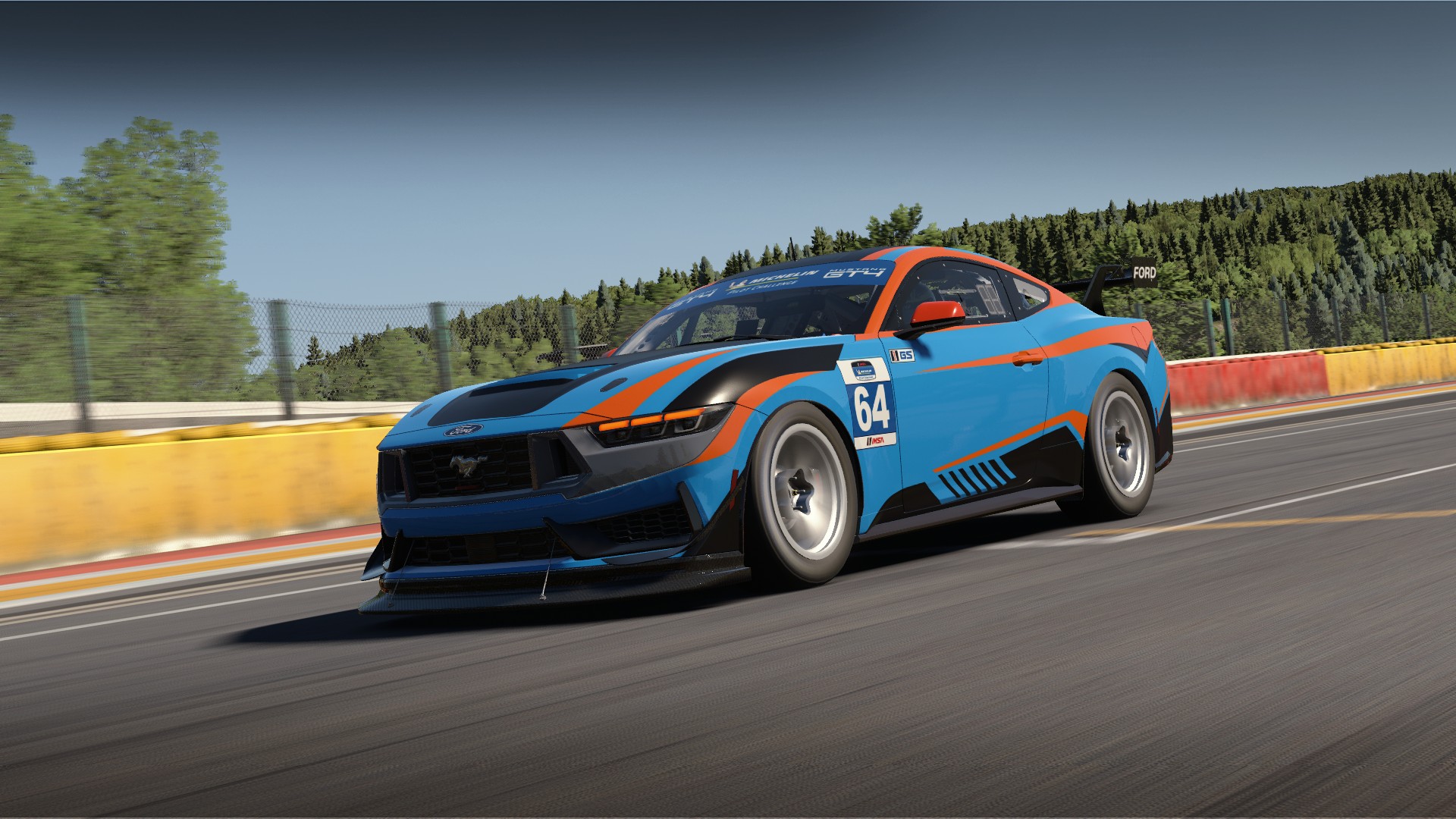 Ford Mustang GT4 - 010