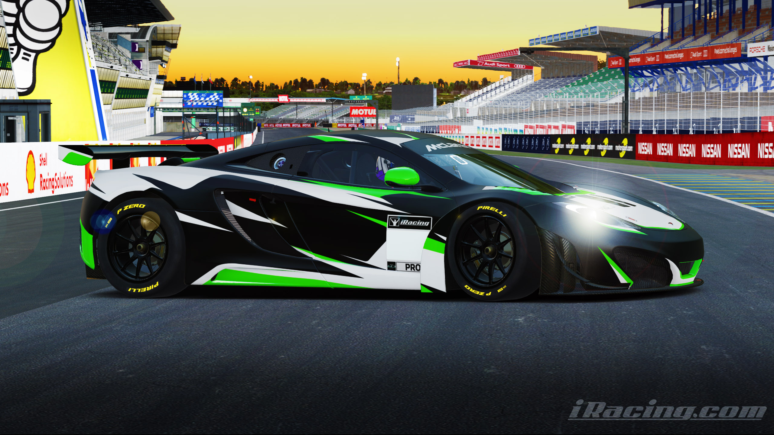 Mclaren MP4-12C - 001